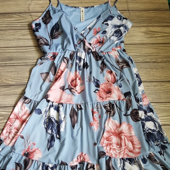 Gorgeous Blue Floral Dress S M L - Picture 4 of 4